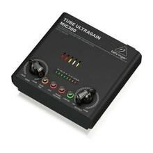 Behringer MIC300